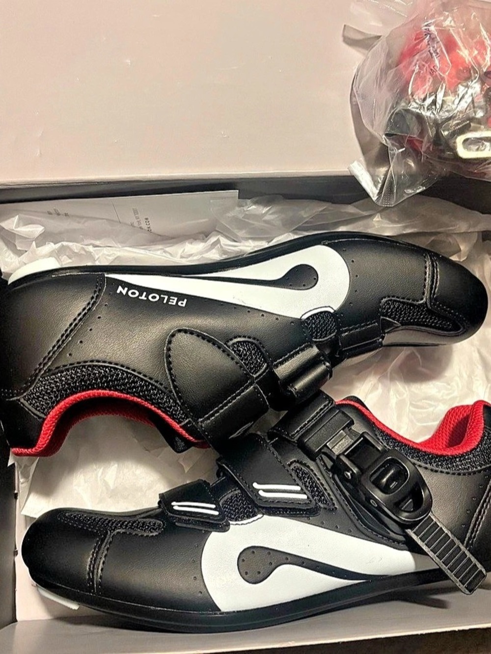 Peloton Original Indoor Cycling Shoes Black & Red EU 37
